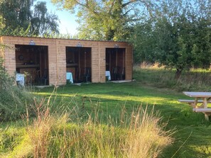 Outdoor dining - Glamping at The Homestead - Ensuite Bell Tent - Campsite (Hereford)