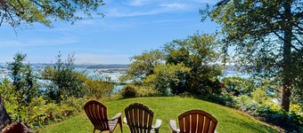 Bay & Harbor View Home with High-Speed WiFi, Private Washer/Dryer, & Board Games