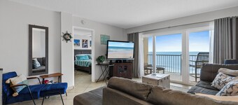Direct Oceanfront View from Nearly Every Room! Great Getaway Near No-Drive Beach