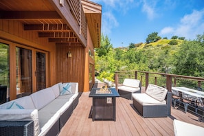 Terrace/patio - Hillside Retreat w/Pool, Sauna, Hot Tub + Cold Plunge & Expansive Deck Views (Murrieta)