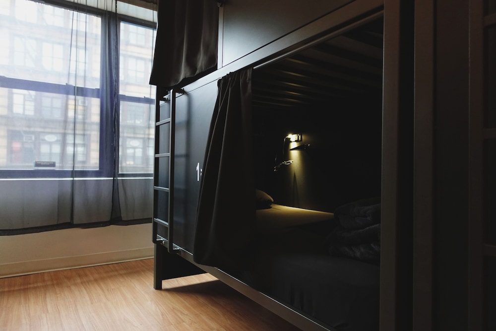 Nap York Sleep Station - Central Park 24/7 by null