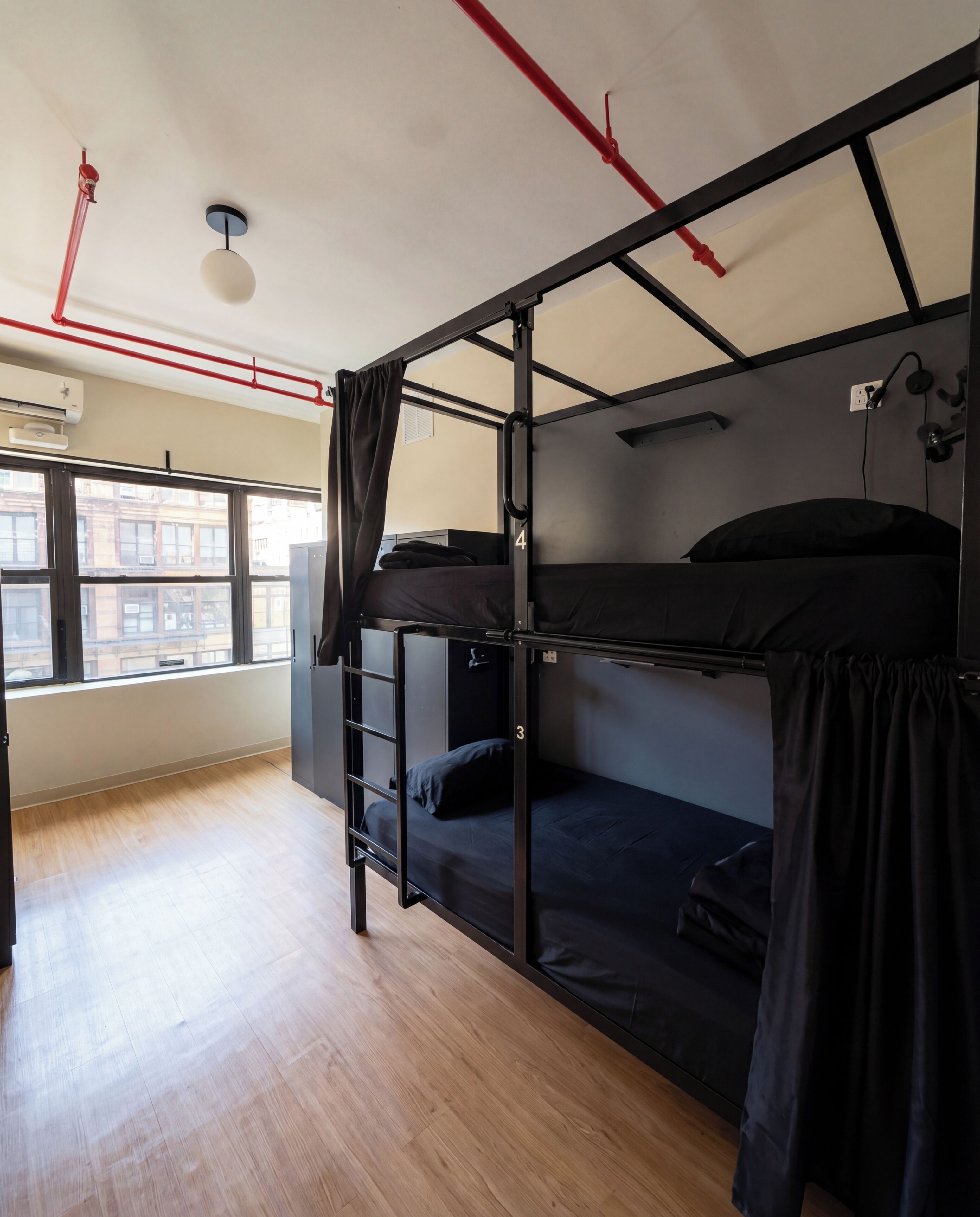 Free WiFi, bed sheets