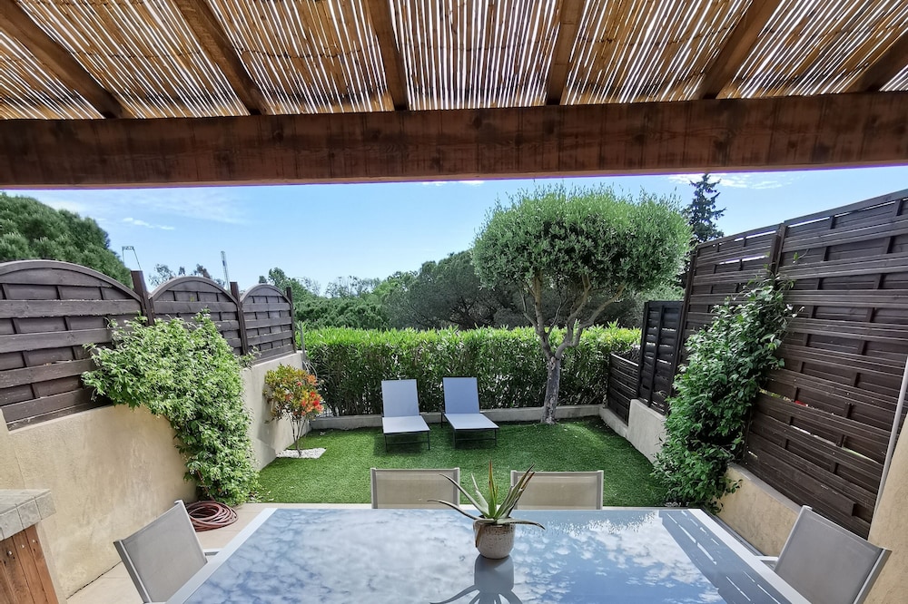 Maison de Type Mazet 2 Chambres Avec Jardin au Coeur du Golfe de Saint-tropez