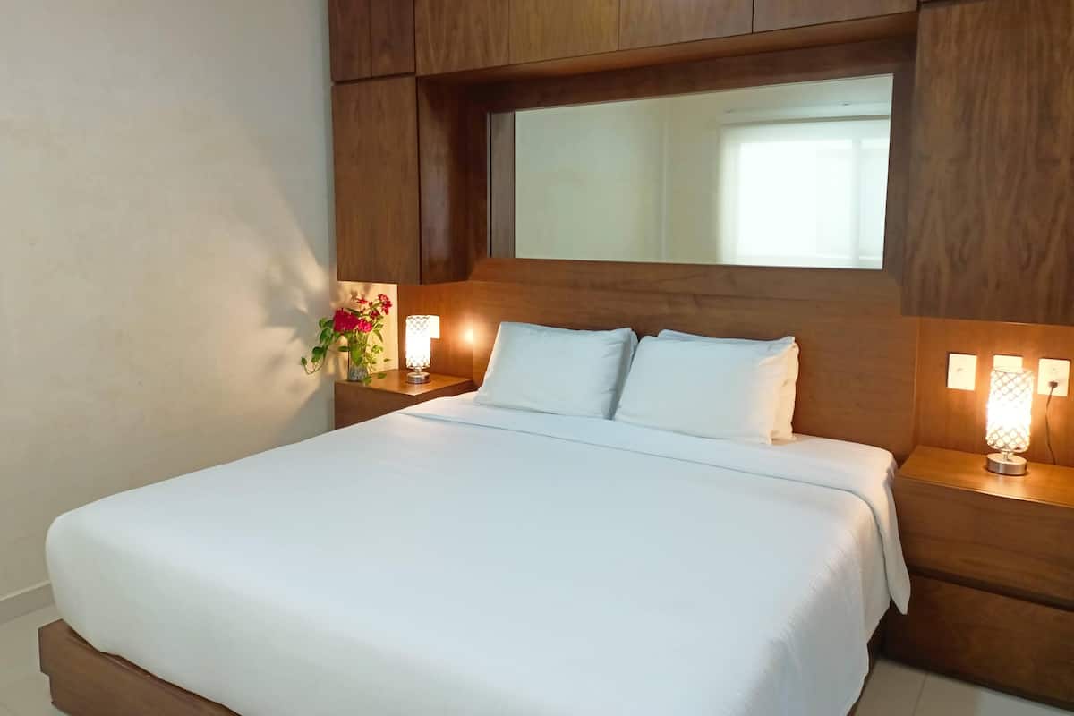 3 bedrooms, individually decorated, individually furnished