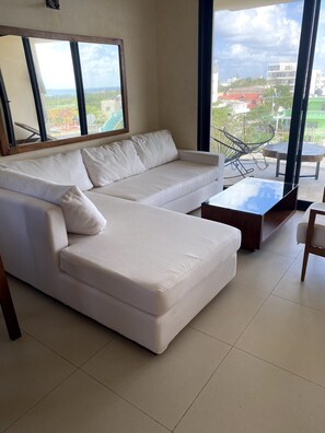 Departamento Confort, 2 habitaciones | Decoración personalizada y muebles diferentes 