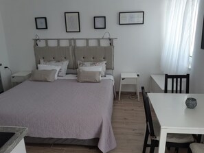 Iron/ironing board, free WiFi, bed sheets - Studio apartment in Brela with Air condition, WIFI (4962-2) (Brela)