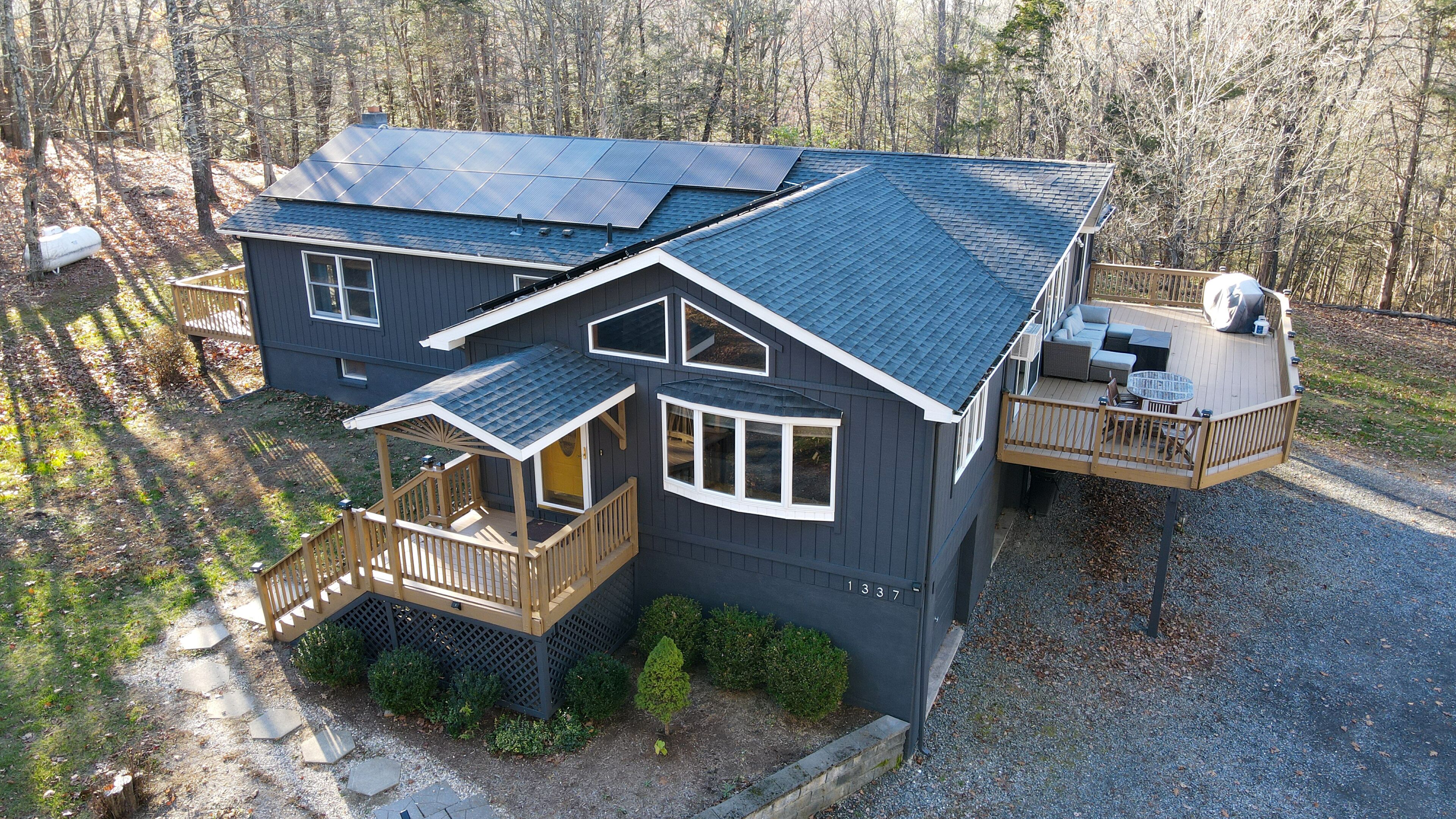 Esopus Escape:  Pool, Hot Tub & Media Room