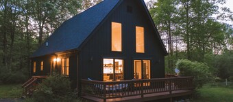 Stony Kill Cabin: A-Frame Kerhonkson Getaway with Modern Kitchen & Firepit