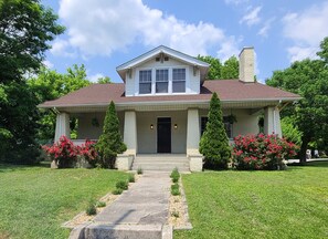 Exterior - BOXWOOD INN-1 MIN ATV/6 MIN LAKE ACCESS (LaFollette)