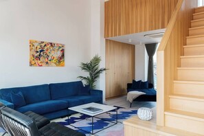 Smart-TV og stereoanlegg