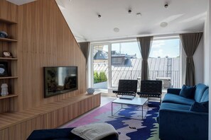 Télévision, chaîne hi-fi