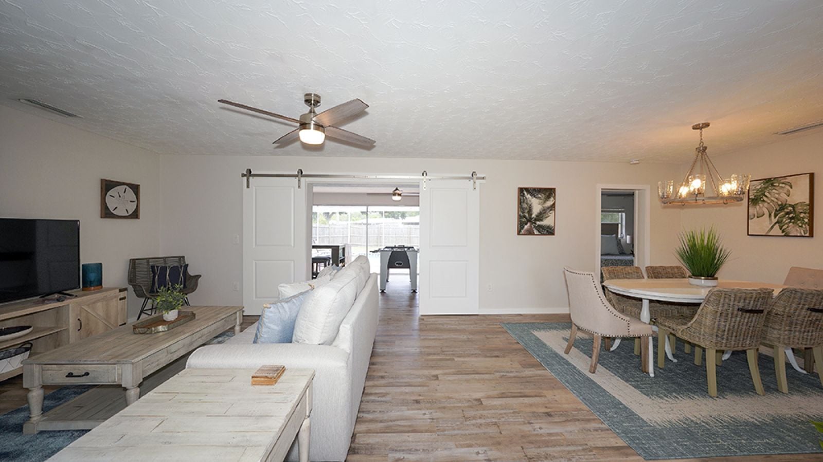 المنشأة من الداخل