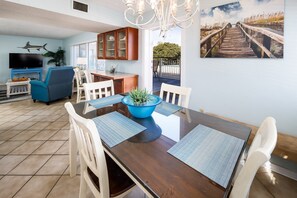 Dining - Seaspray Condos - 102C (Fort Walton Beach)