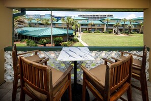 Outdoor dining - Seaspray Condos - 106D (Fort Walton Beach)