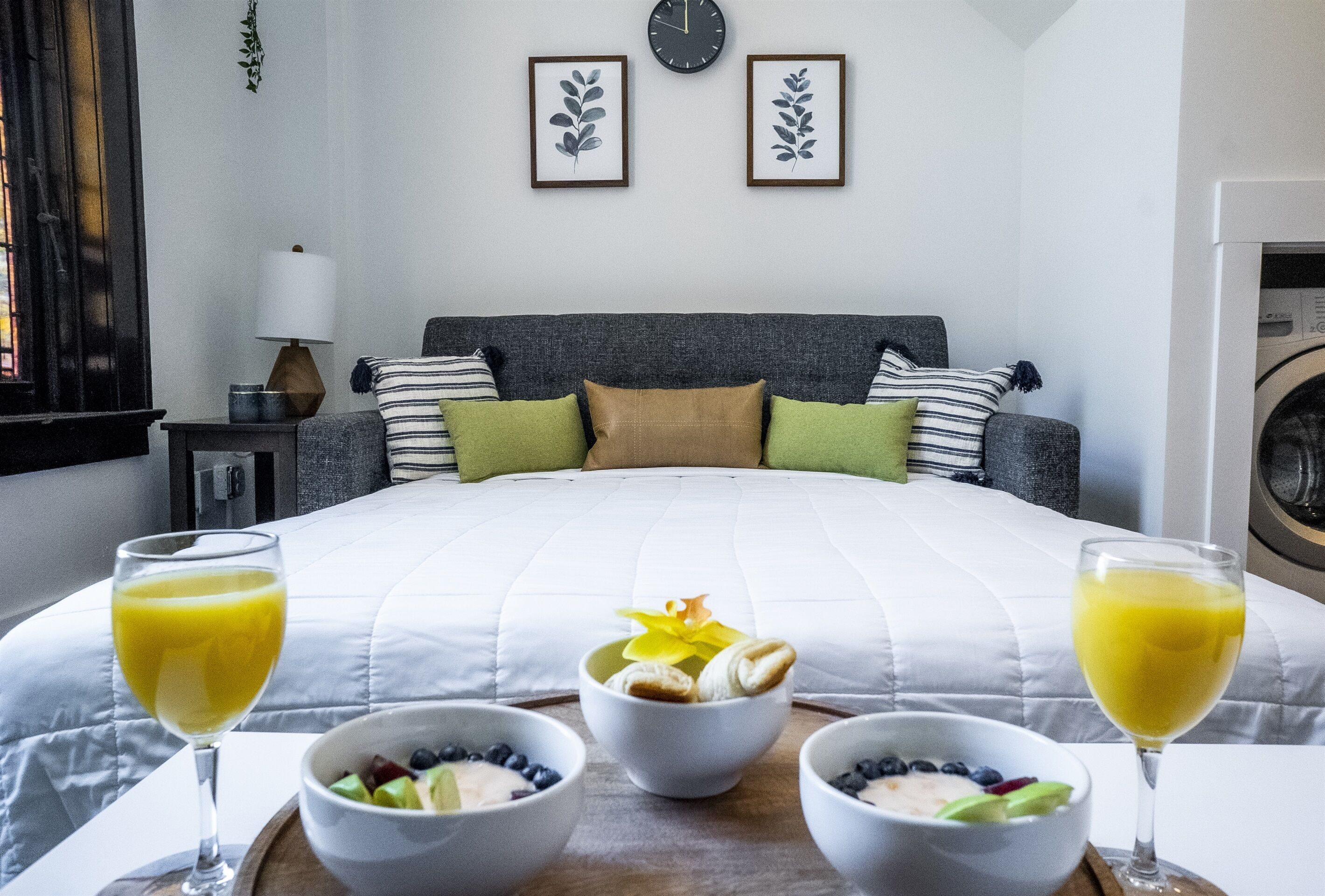 The Church | King Bed, Fast WiFi, Long Stays Discounts