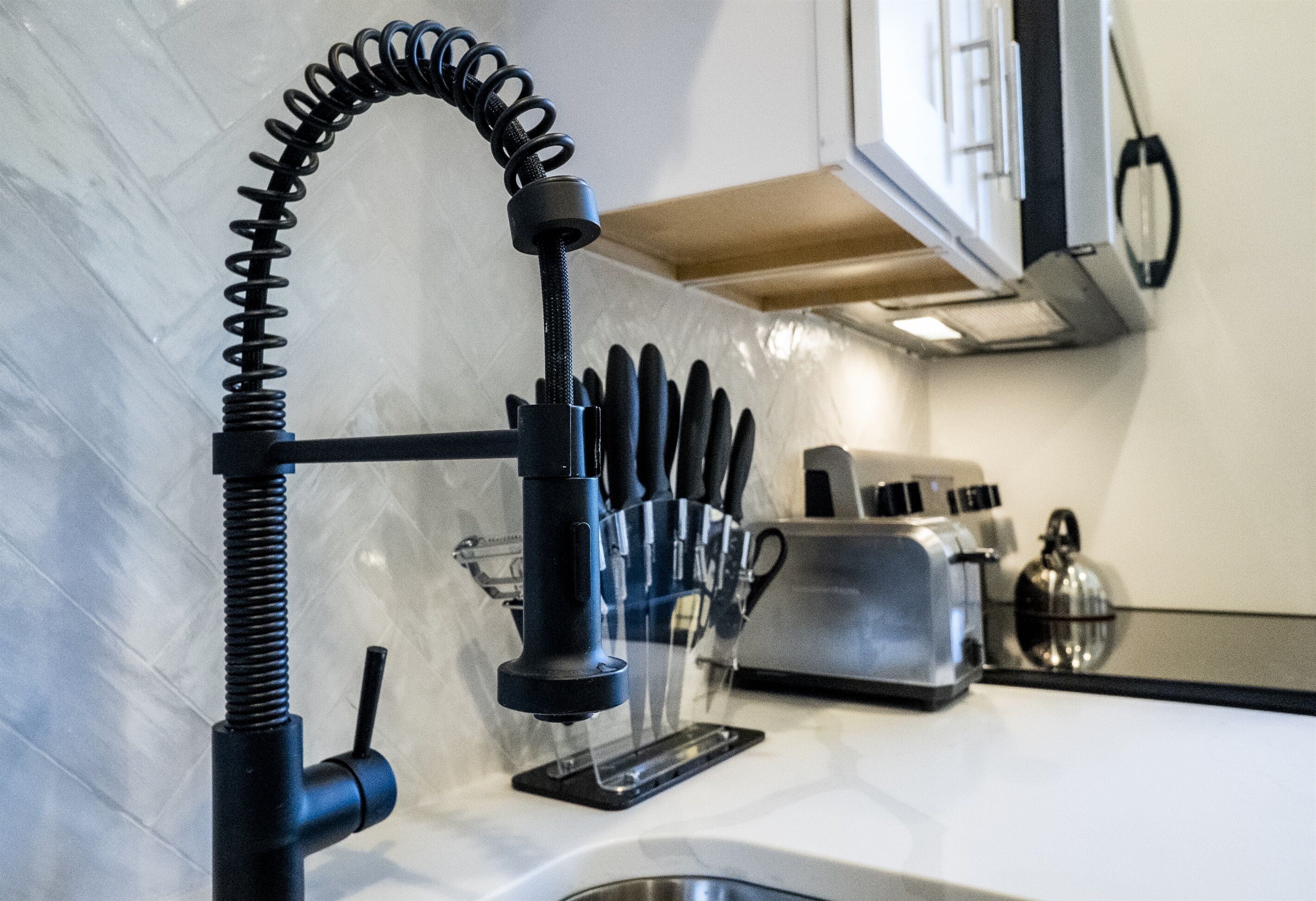 The Church | King Bed, Fast WiFi, Long Stays Discounts