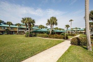 Property grounds - Seaspray Condos - 109B (Fort Walton Beach)