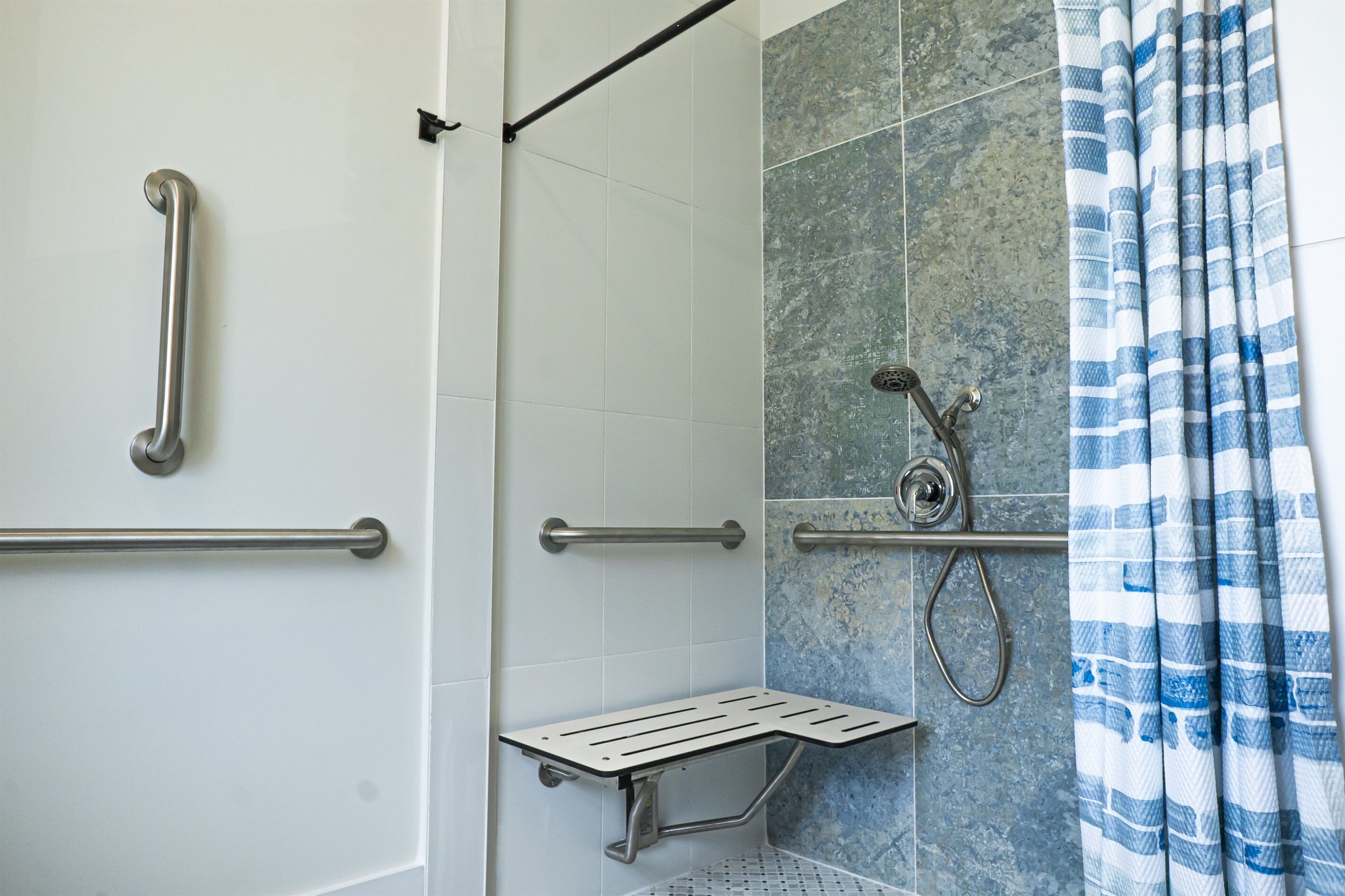 [ADA] The Church | Luxury King Bed Suite #15