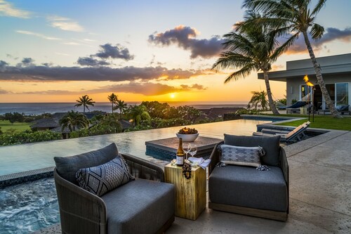 🏖️Hawaiian Luxury Resort Living | Private Pool & Environmentally Friendly | Concierge Included!