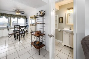 Unclassified image, 4 of 21, button - Seaspray Condos - 111A (Fort Walton Beach)