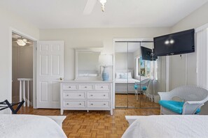 1 chambre, fer et planche Ă repasser, Wi-Fi gratuit, draps fournis