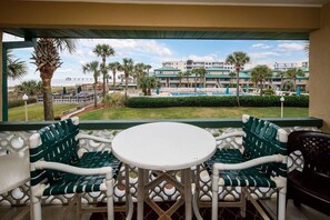 Outdoor dining - Seaspray Condos - 116D (Fort Walton Beach)