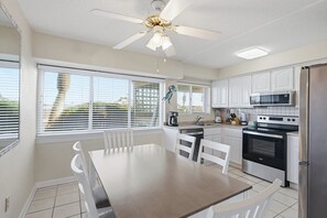 Fridge, microwave, oven, stovetop - Seaspray Condos - 116B (Fort Walton Beach)
