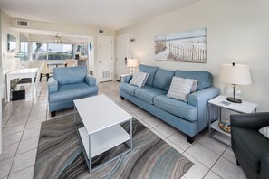 TV, DVD player - Seaspray Condos - 116B (Fort Walton Beach)