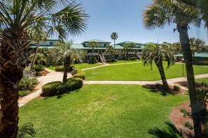 Property grounds - Seaspray Condos - 203A (Fort Walton Beach)