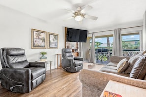 Unclassified image, 4 of 39, button - Seaspray Condos - 204D (Fort Walton Beach)
