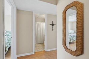 2 habitaciones, tabla de planchar con plancha y wifi gratis