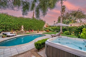 A heated pool - Casa Paradiso: Private Montecito Garden Estate (Santa Barbara)