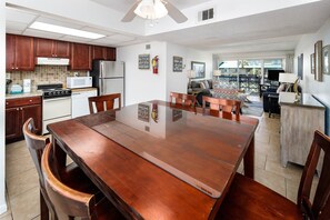 Dining - Seaspray Condos - 210C (Fort Walton Beach)