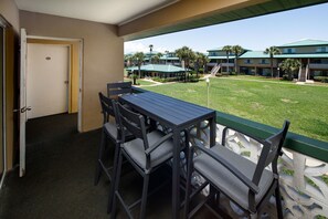 Outdoor dining - Seaspray Condos - 210C (Fort Walton Beach)