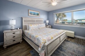 2 bedrooms, iron/ironing board, free WiFi, bed sheets - Seaspray Condos - 210D (Fort Walton Beach)