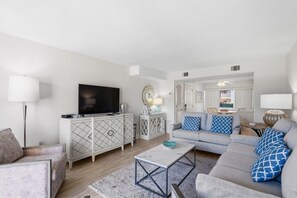 Fernseher, DVD-Player