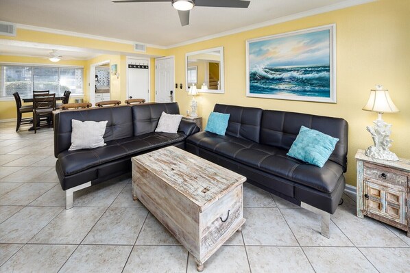 TV, DVD player - Seaspray Condos - 214B (Fort Walton Beach)