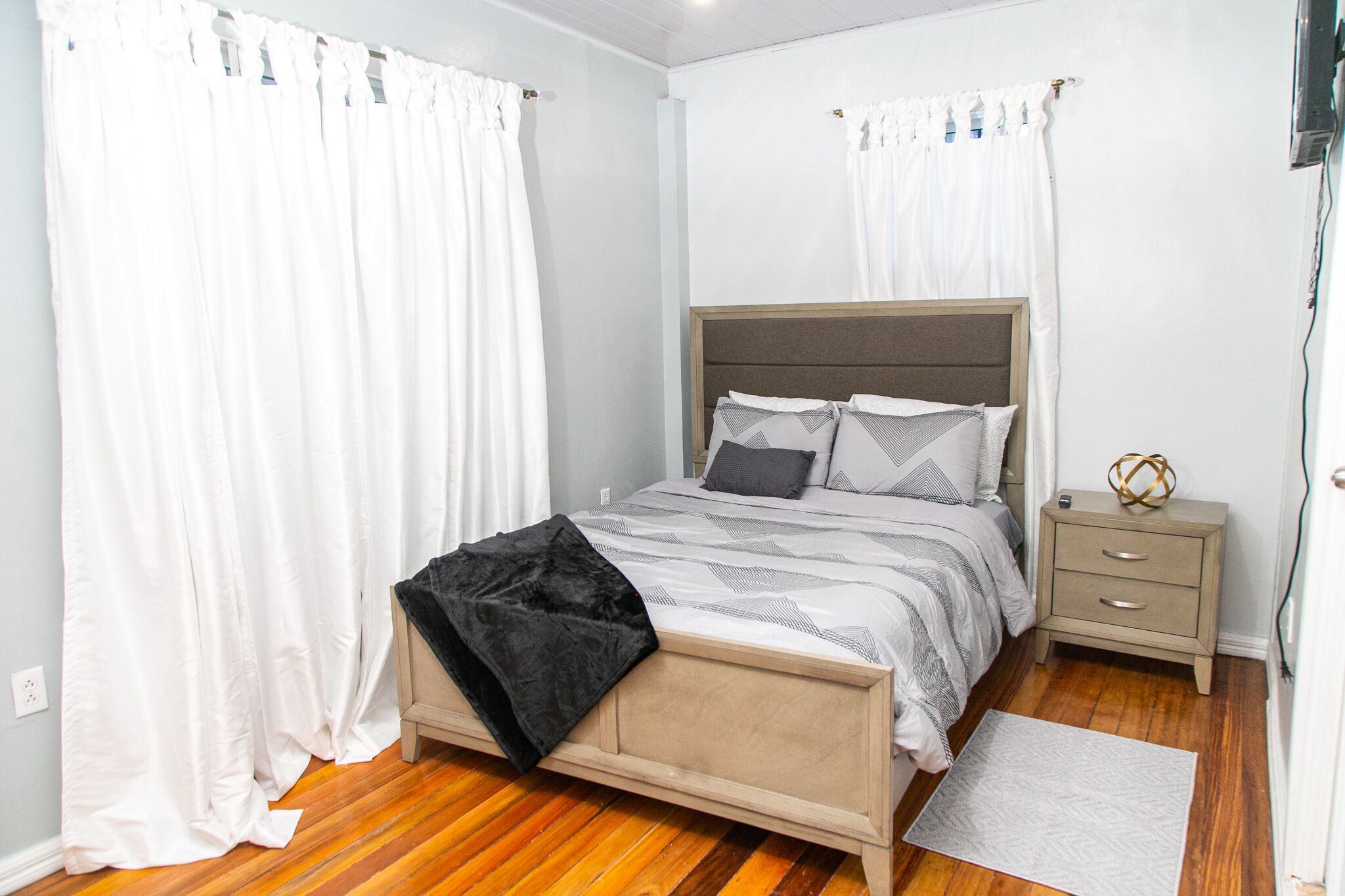 3 Schlafzimmer, Bügeleisen/Bügelbrett, WLAN, Bettwäsche