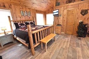 1 bedroom, desk, iron/ironing board, WiFi