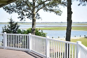 Property grounds - Edgewater- Waterfront on Oyster Bay. (Chincoteague)