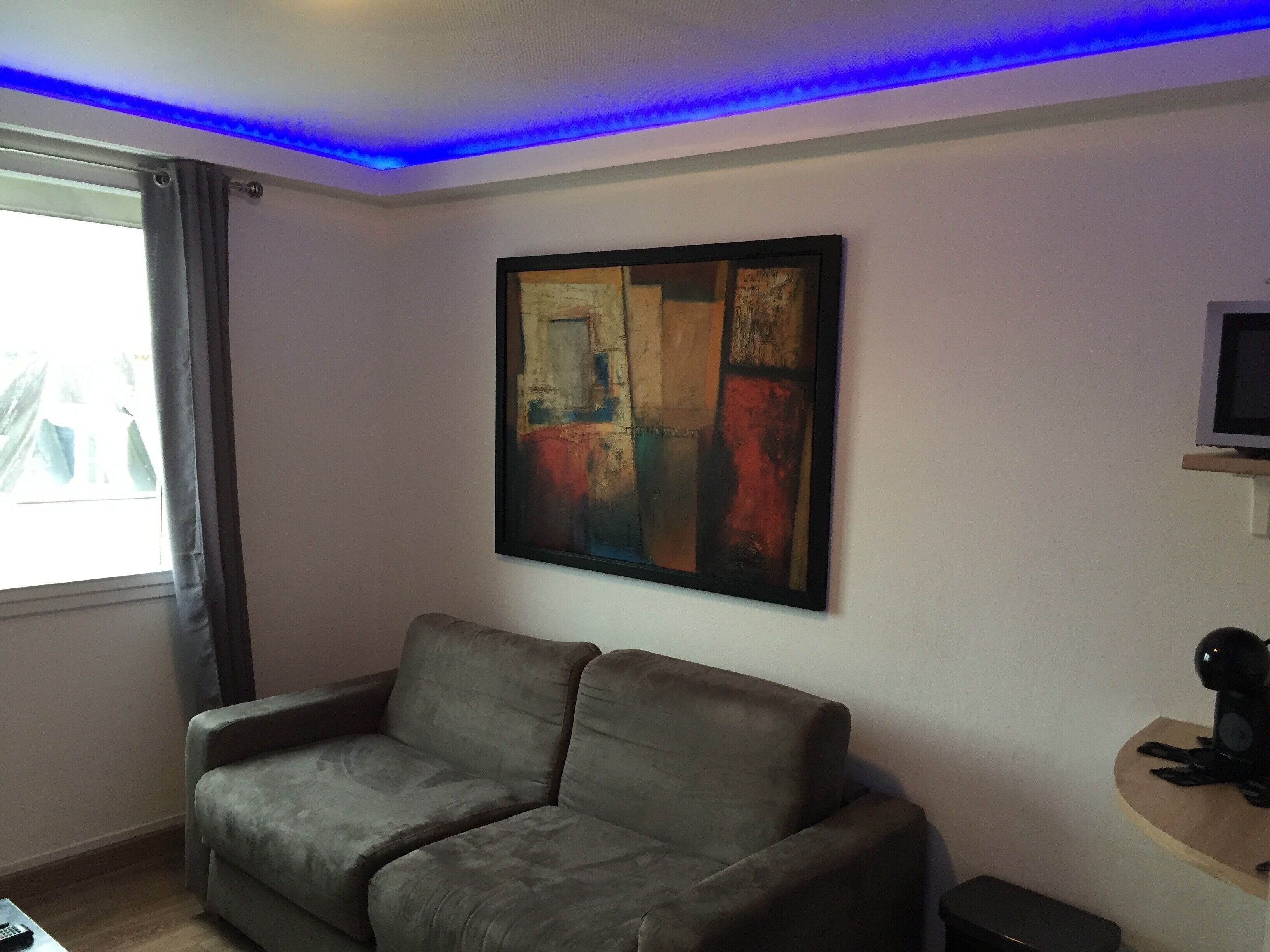 Small private cocooning corner 4min walk from the station