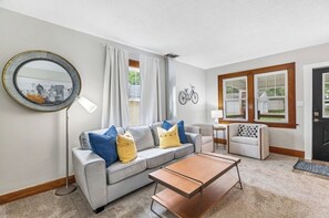 Smart TV, books, offices