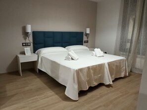 6 Schlafzimmer, Bügeleisen/Bügelbrett, Reisekinderbett, kostenloses WLAN