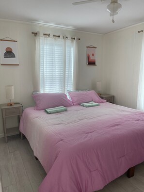 4 bedrooms, free WiFi, bed sheets