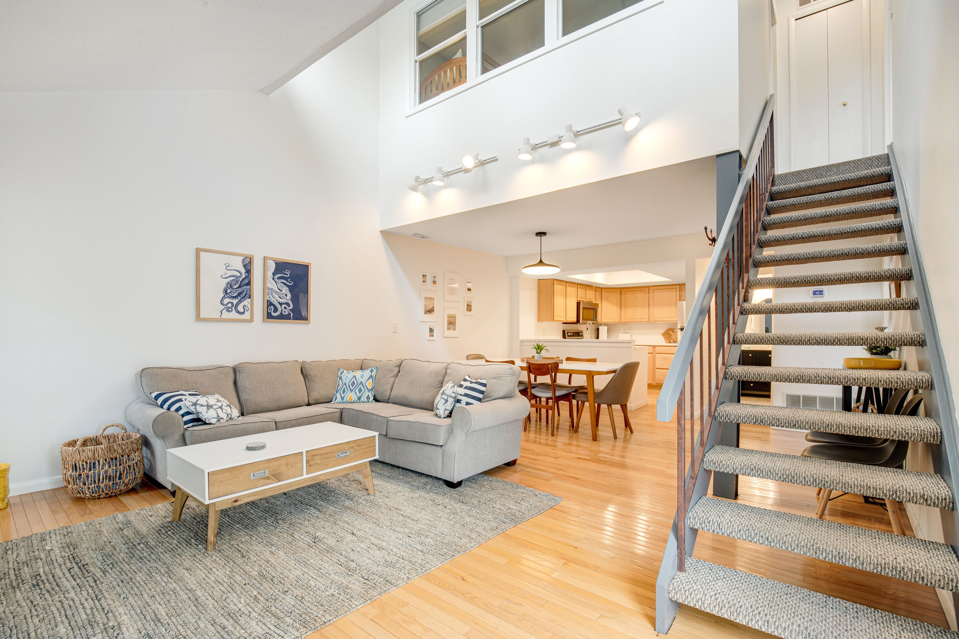 Ideal Sea Colony Townhome Near the Beach W/ Shared Amenities, Large Deck & WiFi