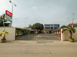 Property grounds - OYO 2900 New Bukit Kasih (Lembang)