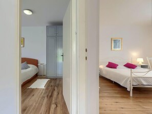 3 chambres, accès à Internet
