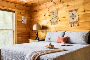 4 bedrooms, iron/ironing board, travel cot, free WiFi