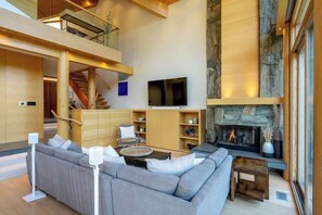 Téléviseur, foyer, bureau