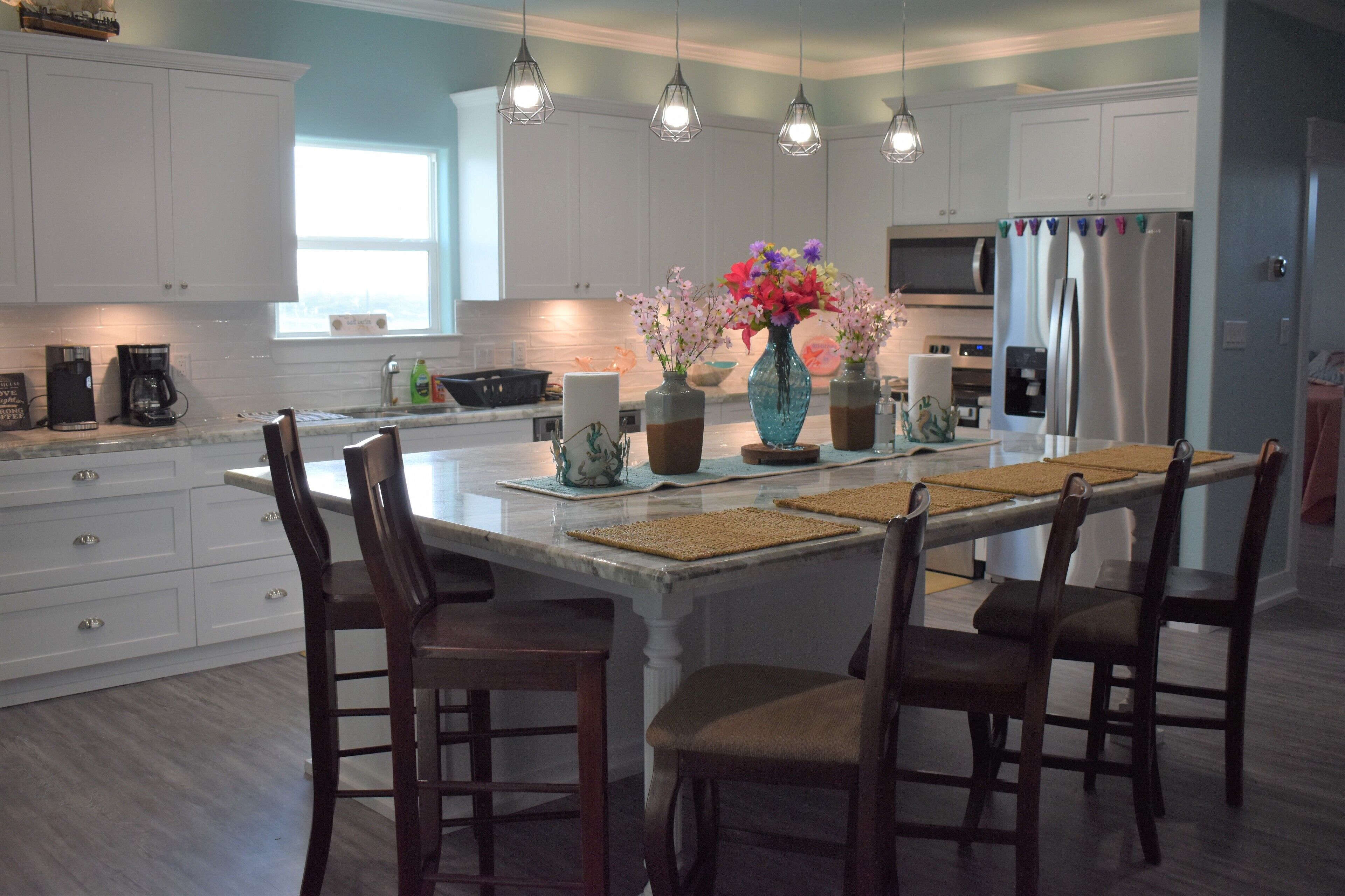 Gorgeous Get-Away in Crystal Beach - Captain's Fanta-Sea (Sleeps 12)